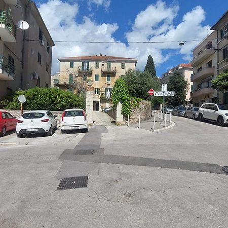 Apartment Pape Split Exterior photo